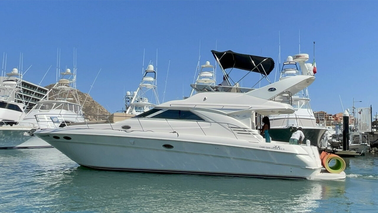 44 sport cruiser yacht cabo
