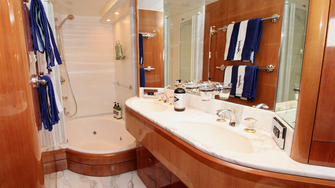 85 viking charter yacht cabo