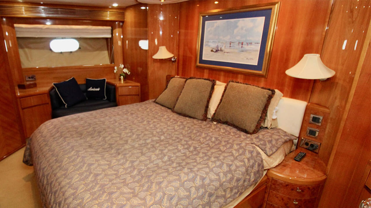 85 viking charter yacht cabo